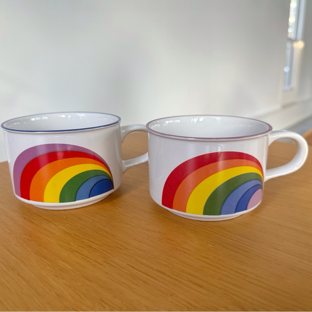 2 Vintage Rainbow Ceramic Mugs for Coffee, Soup, or Tea - Picture 3 of 6